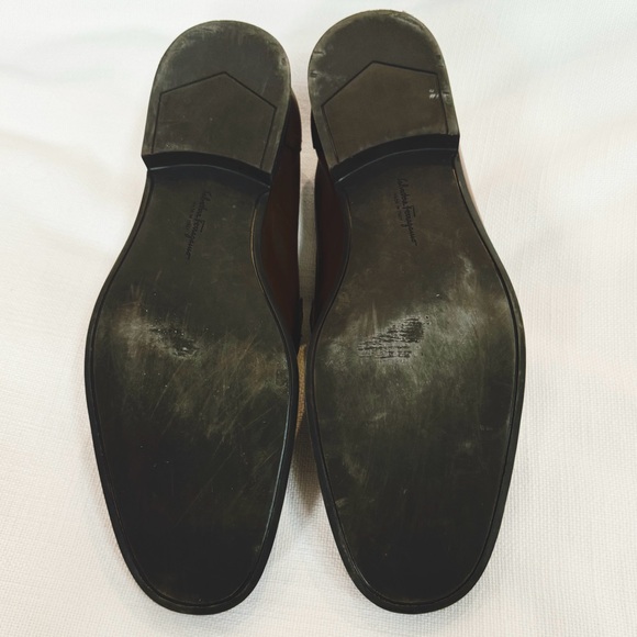 Ferragamo men’s brown loafers - Picture 4 of 5